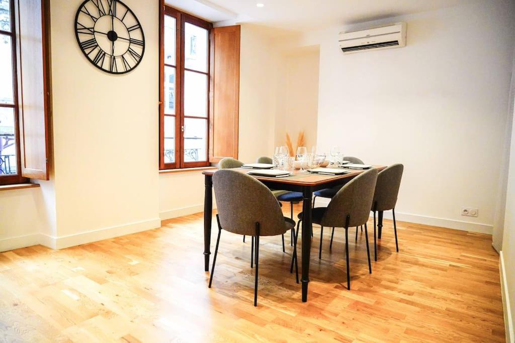 Apartment Le Rive Hugo • Elegance & Art De Vivre Chateauroux